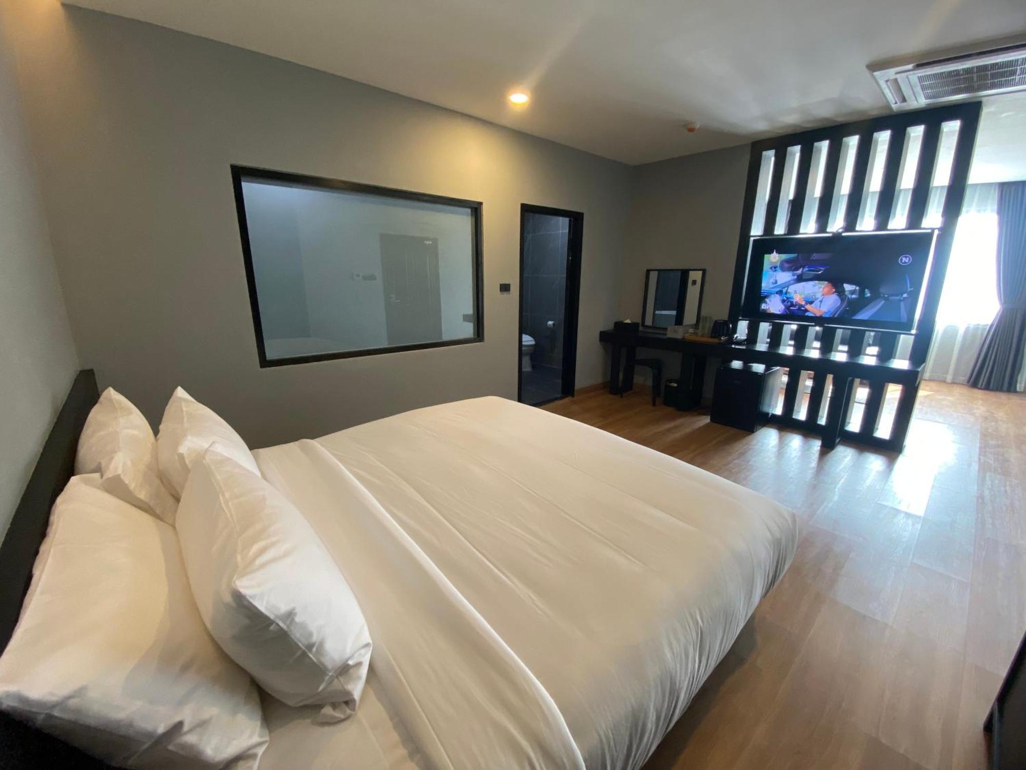 Bb Hotel Savannakhet Bagian luar foto