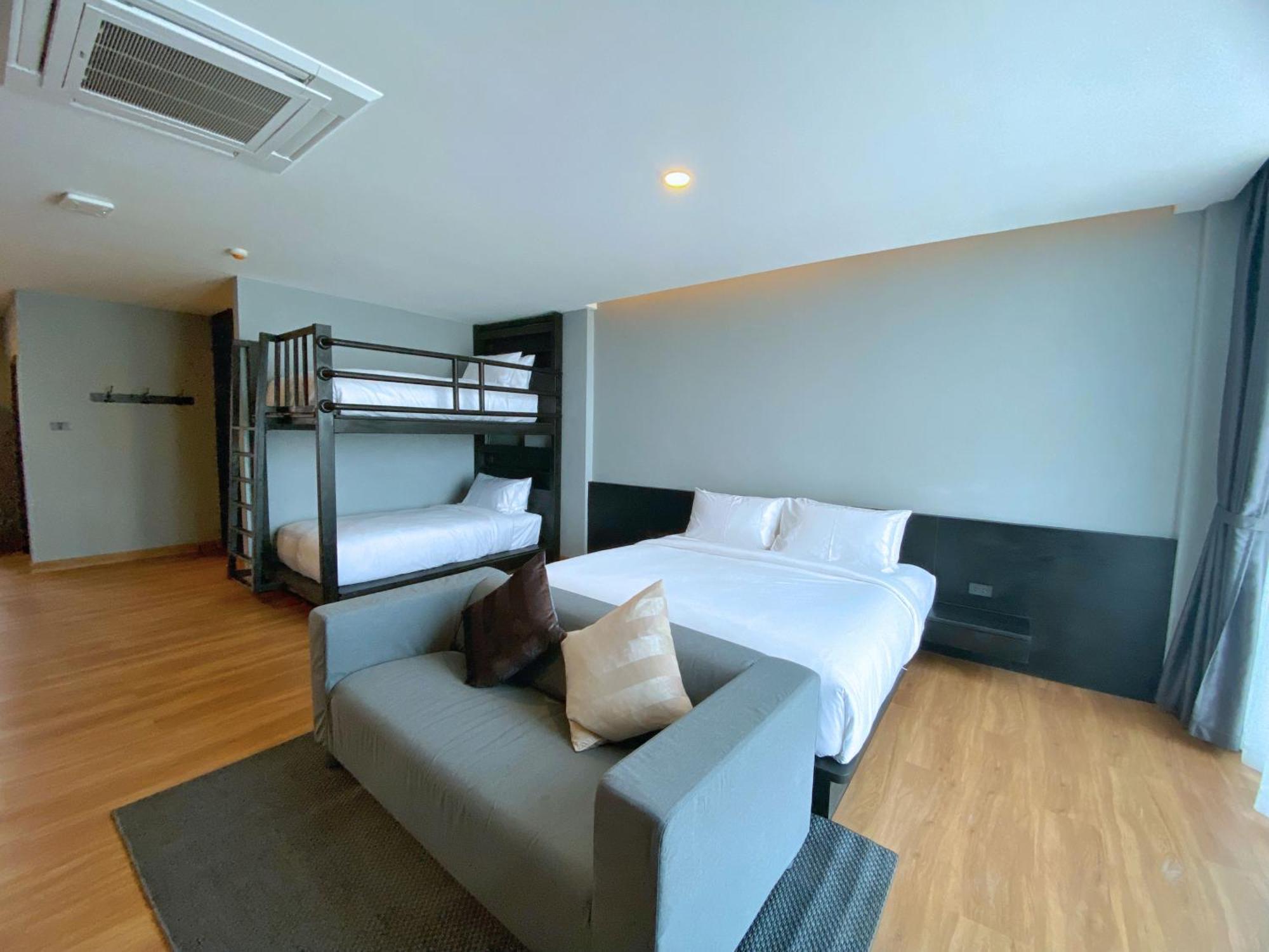 Bb Hotel Savannakhet Bagian luar foto