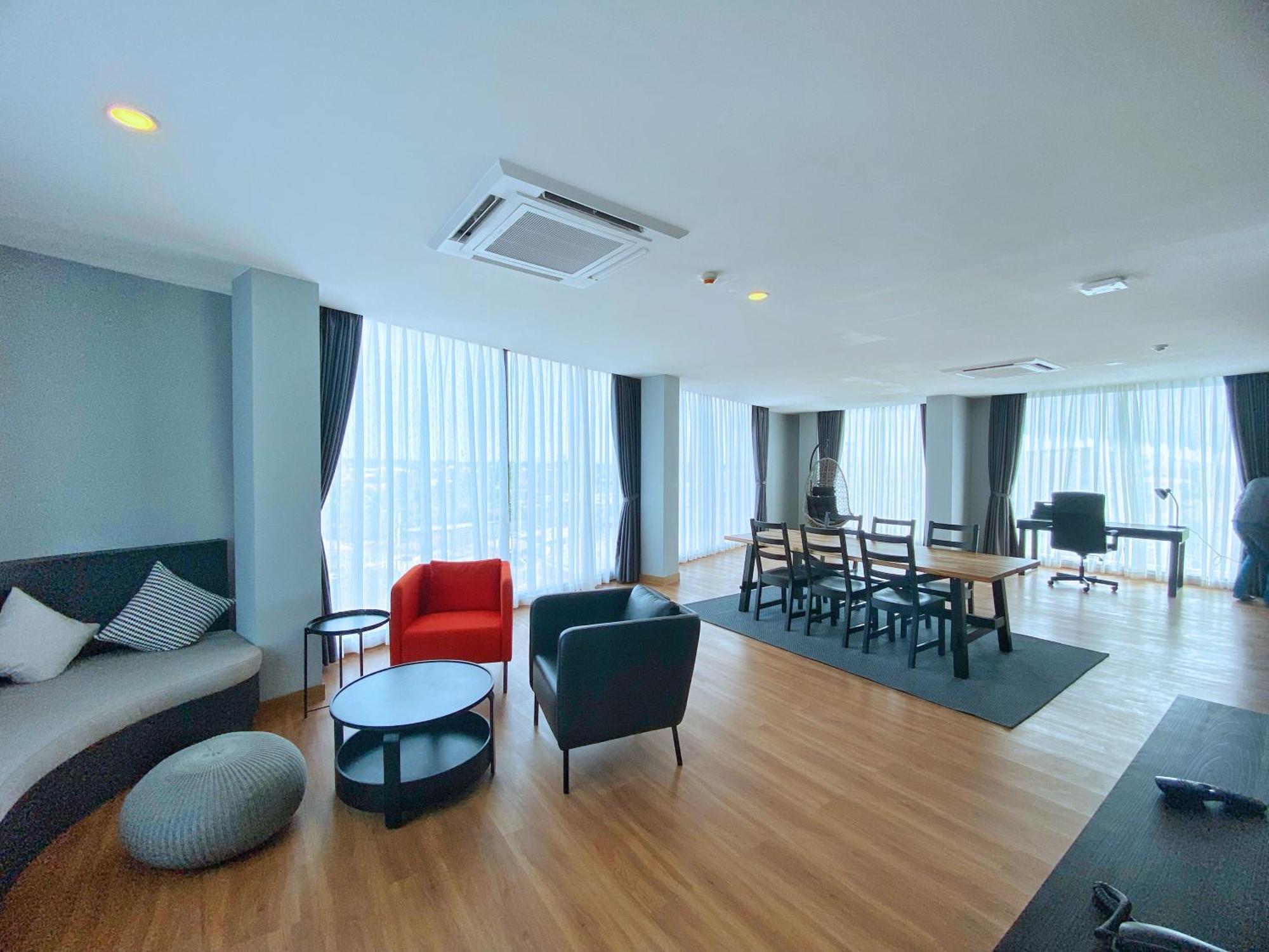Bb Hotel Savannakhet Bagian luar foto